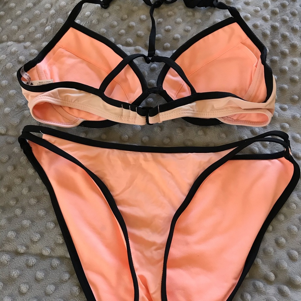 Color block bikini - Picture 3 of 4